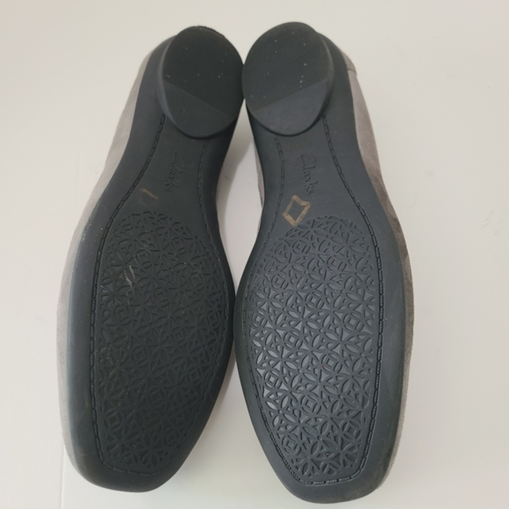 Clarks Candra Blush‎ Grey Suede Flat Size 7 - Picture 5 of 6